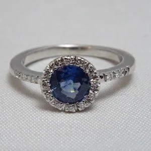 18 carati Oro bianco - Anello - 0.70 ct Zaffiro - Diamante