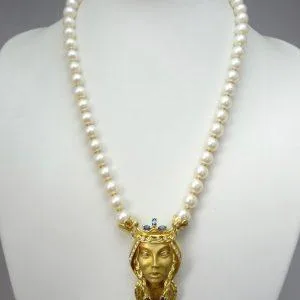 18 carati Oro giallo, Perle Akoya - Collana con pendente Perla Akoya - Diamanti, Zaffiri