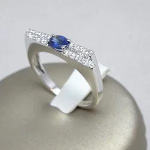 18 carati Oro bianco - Anello Zaffiro - Diamanti