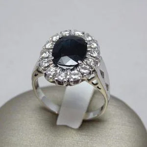 18 carati Oro bianco - Anello - 2.40 ct Zaffiro - Diamanti