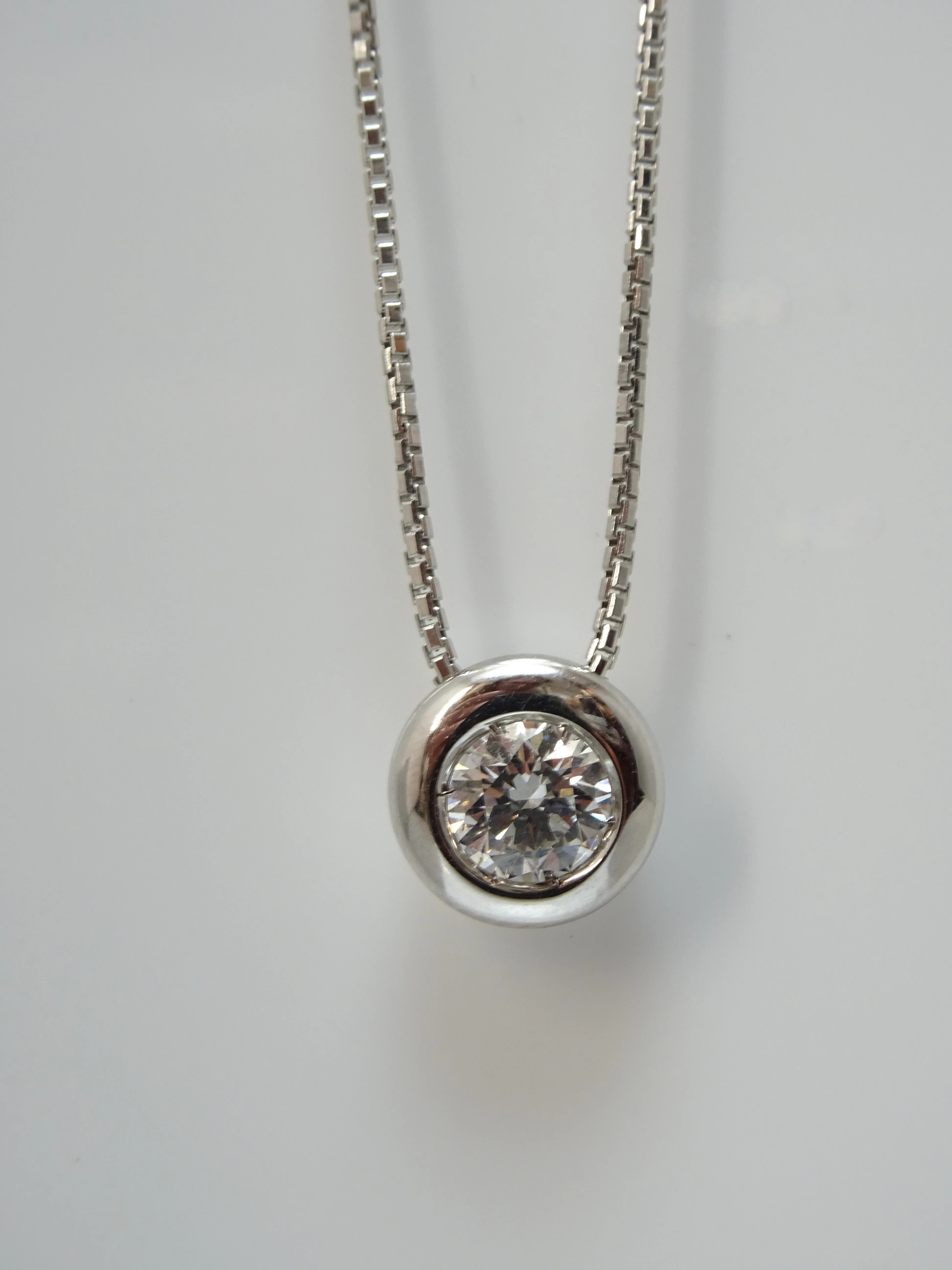 Collana punto luce 0.45 ct
