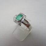 Anello smeraldo e diamanti