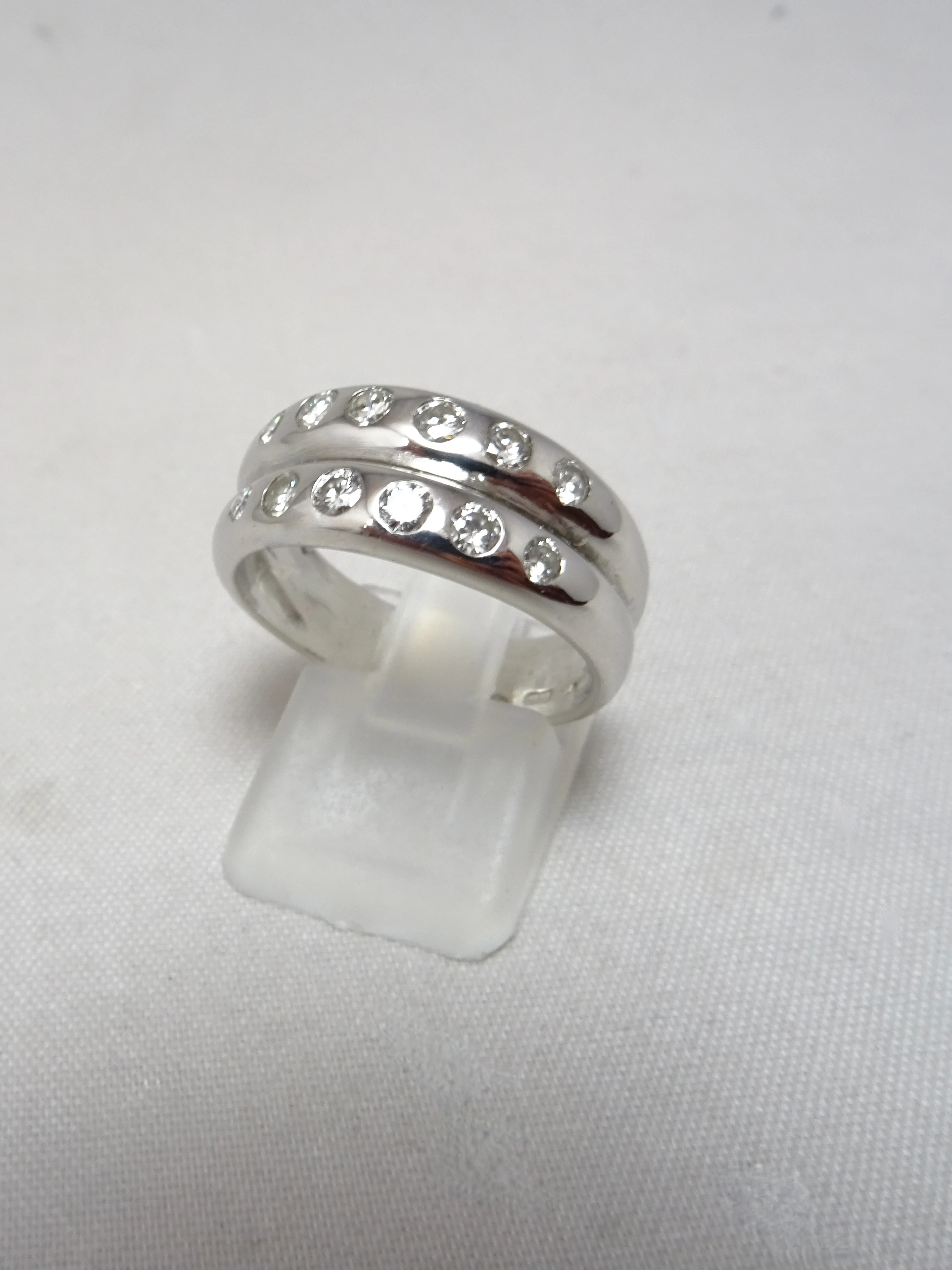Anello doppia fascia oro 18kt e diamanti 0.83ct