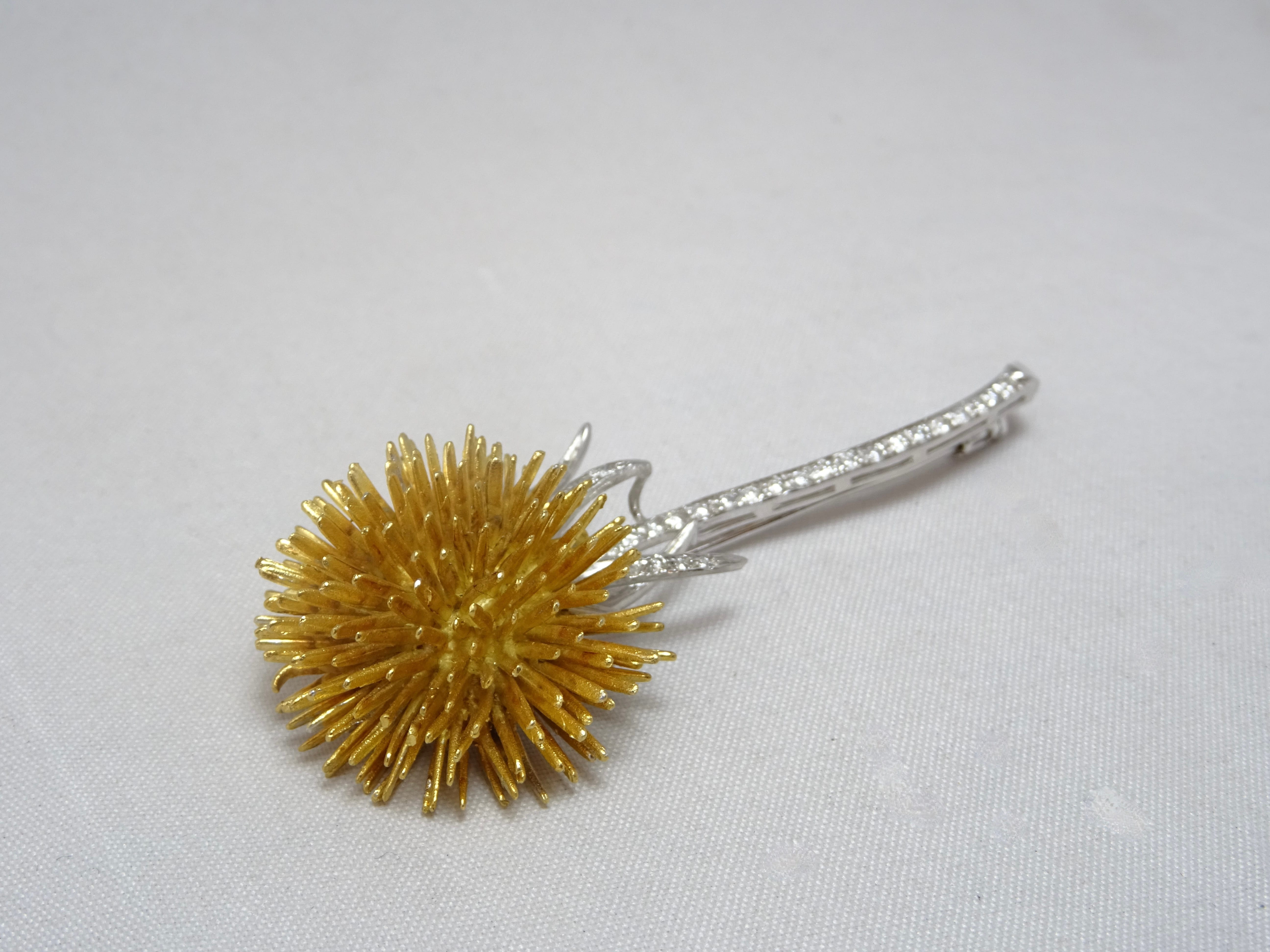 Spilla oro giallo e bianco, diamanti per 0.84ct
